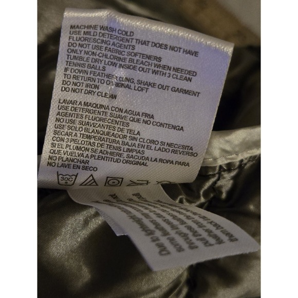 Andrew Marc Womens Small Purple Premium Down Puffer Coat Jacket  Lightweight - Picture 9 of 11